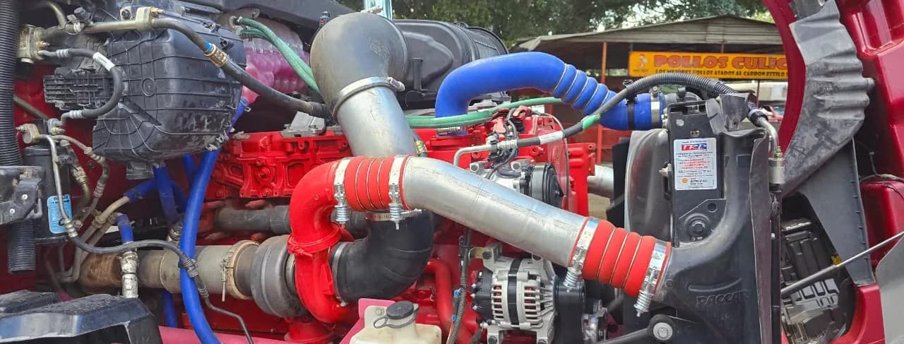 2025 Kenworth T680 Tractocamión 5ta rueda publicado en Expocamión — foto 10 de 15