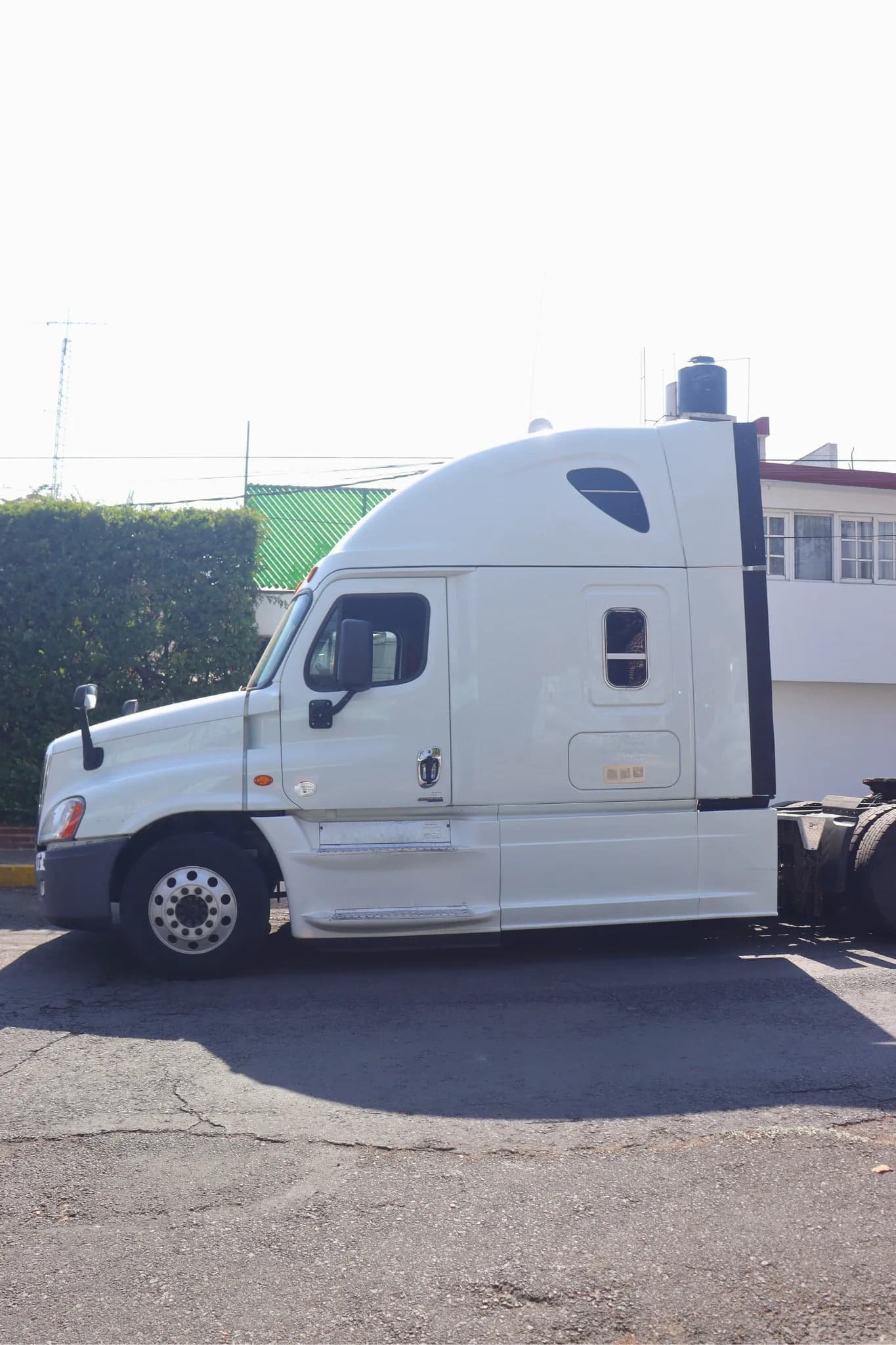 2015 Freightliner Cascadia Tractocamión 5ta rueda publicado en Expocamión — foto 7 de 11