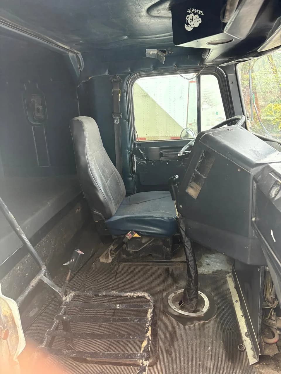 1995 Freightliner Tractocamión 5ta rueda publicado en Expocamión — foto 3 de 12