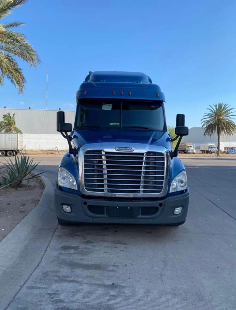 2017 Freightliner Cascadia Tractocamión 5ta rueda publicado en Expocamión — foto 8 de 10