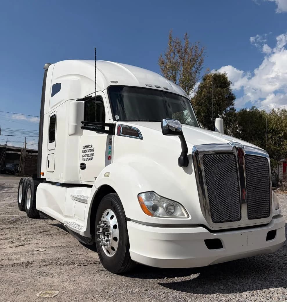 2017 Kenworth T680 Tractocamión 5ta rueda publicado en Expocamión — foto 7 de 15