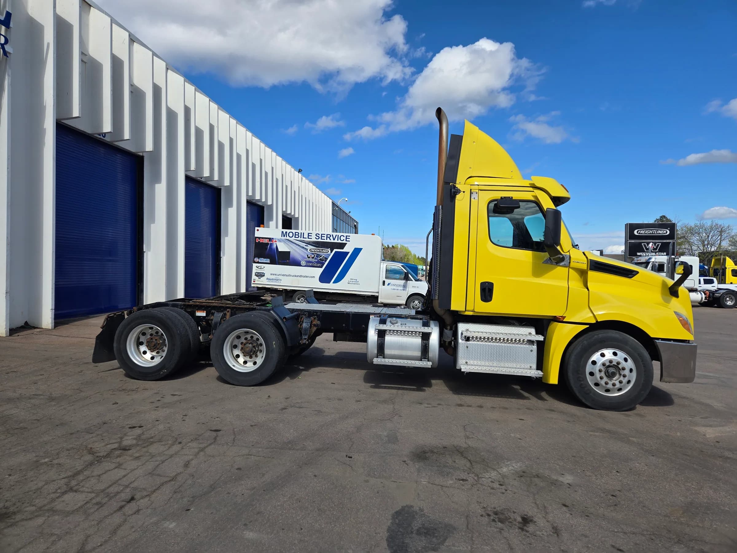 2021 Freightliner Cascadia Tractocamión 5ta rueda publicado en Expocamión — foto 3 de 4