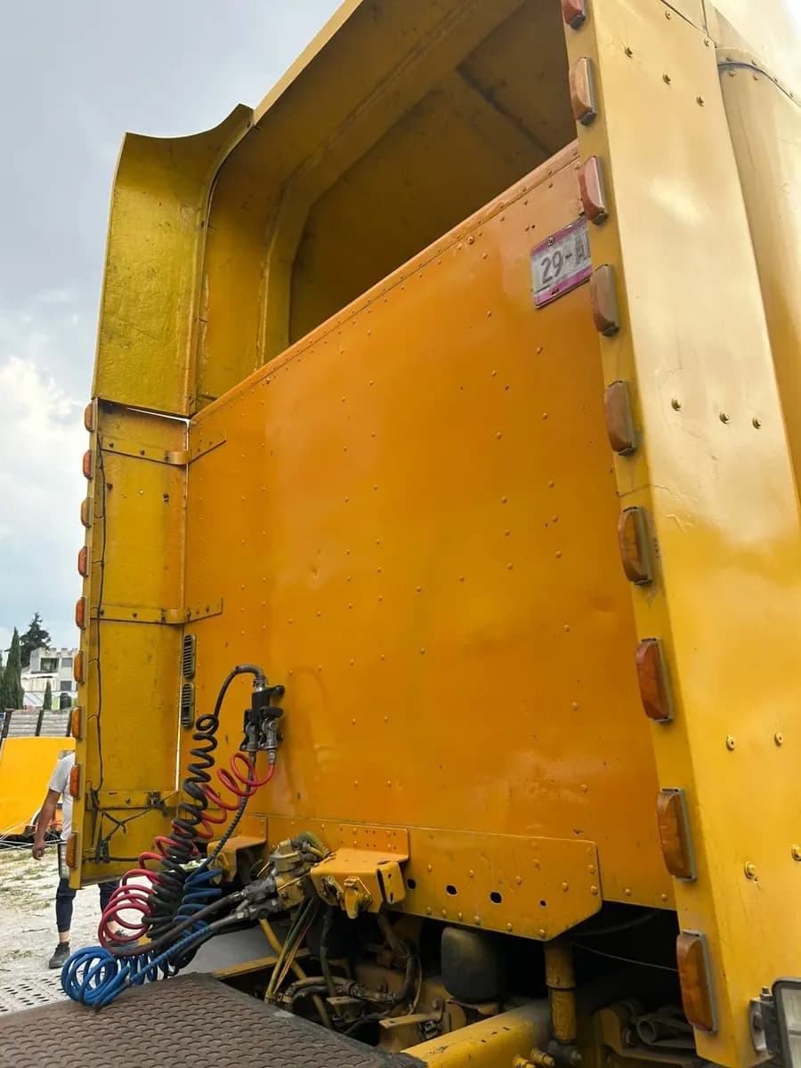 2008 Freightliner Columbia Tractocamión 5ta rueda publicado en Expocamión — foto 9 de 20
