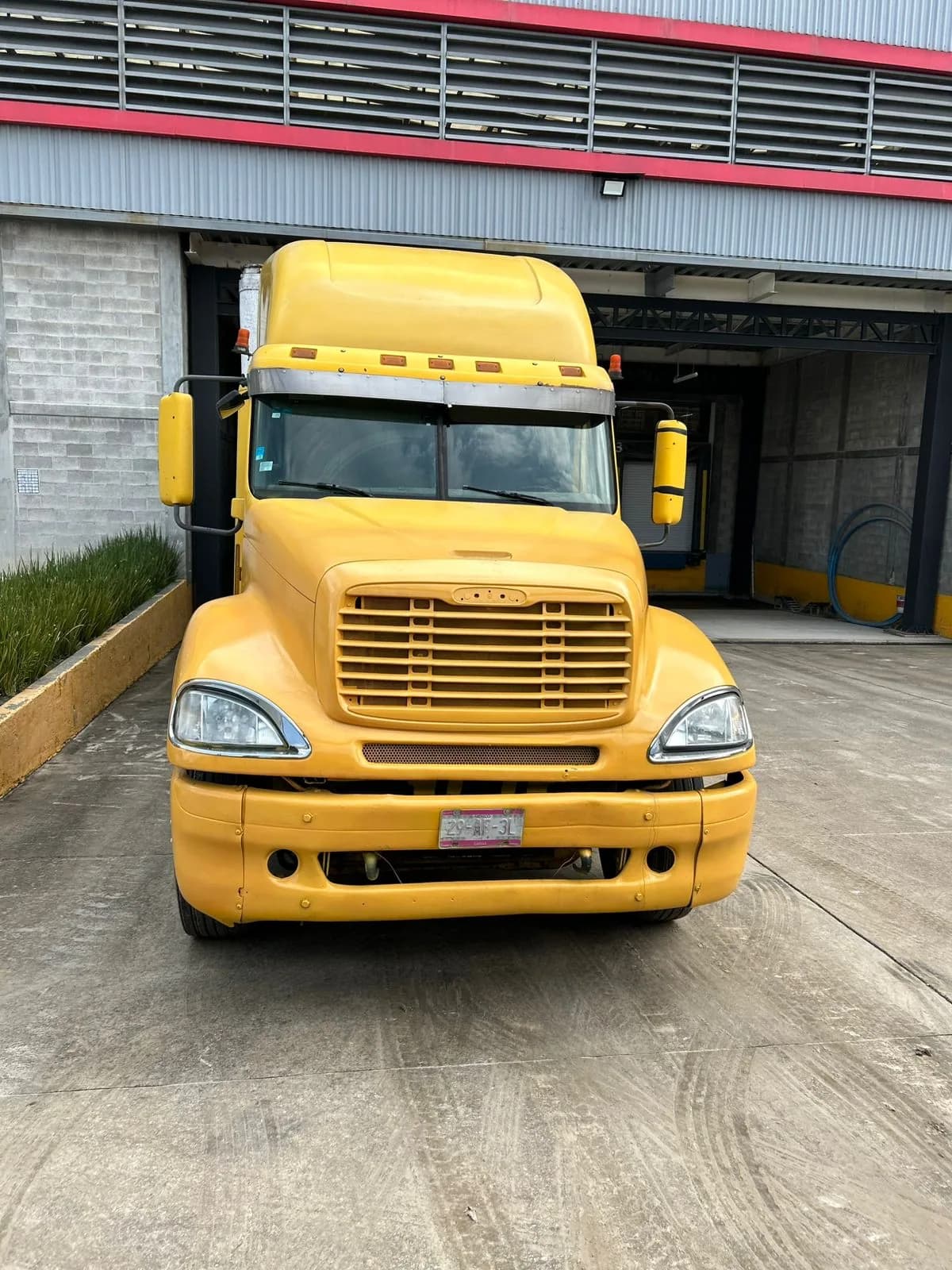 2008 Freightliner Columbia Tractocamión 5ta rueda publicado en Expocamión — foto 20 de 20