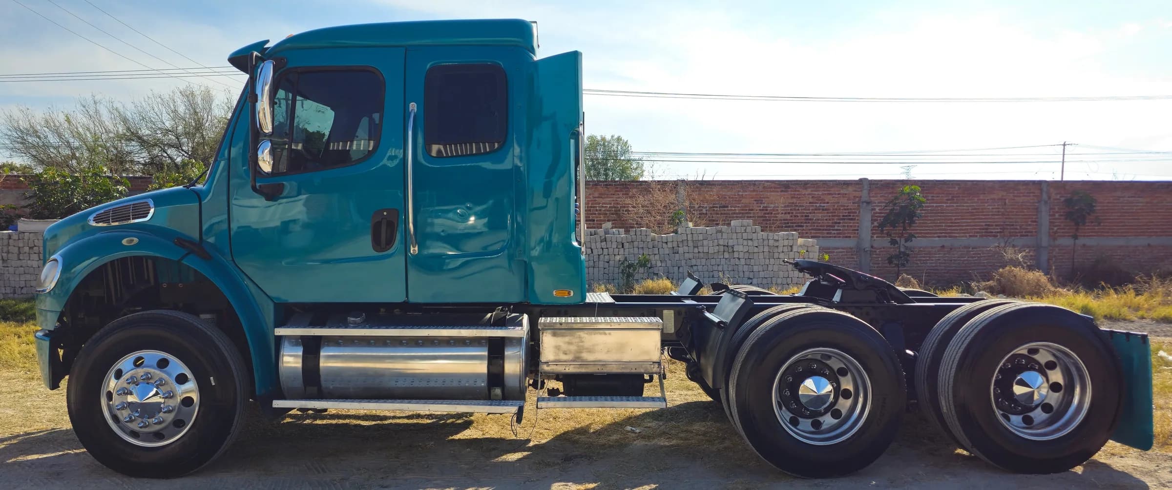 2016 Freightliner M2 Tractocamión 5ta rueda publicado en Expocamión — foto 8 de 14