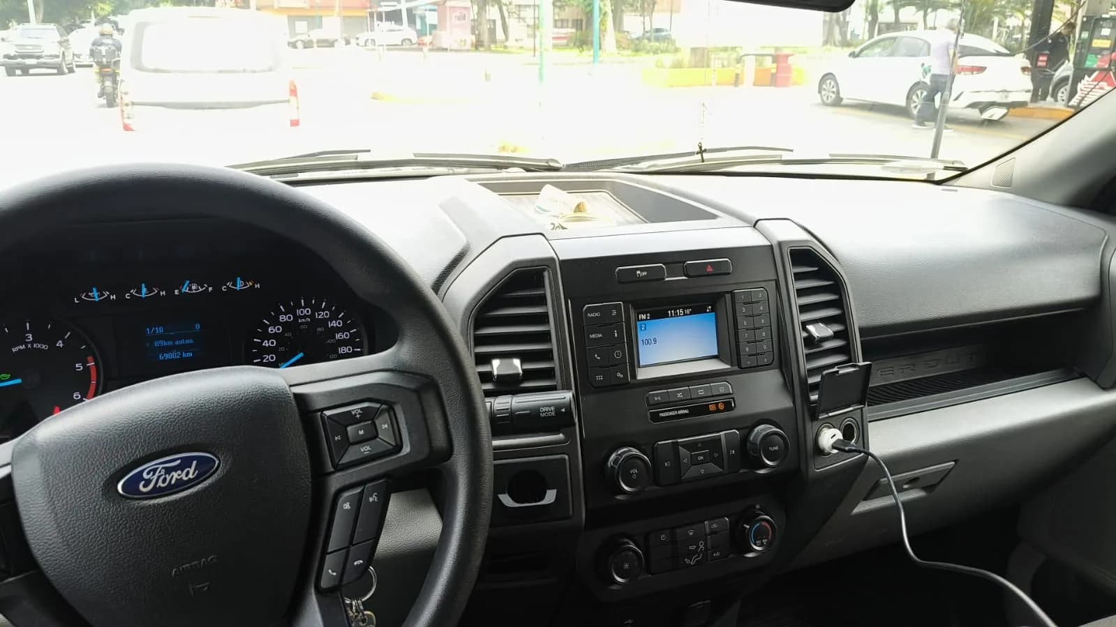 2022 Ford F450 Rabón (2 ejes) publicado en Expocamión — foto 8 de 12
