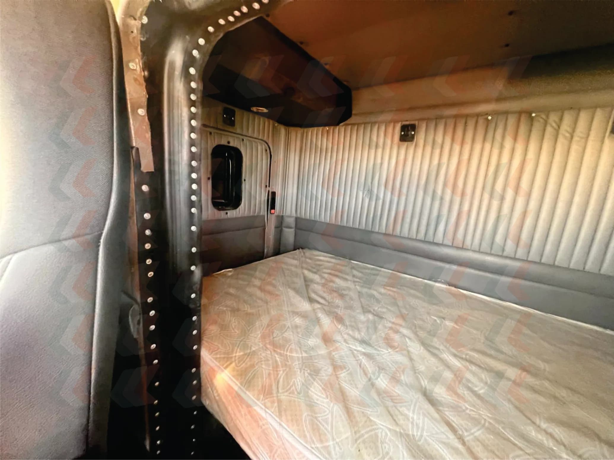 2016 Kenworth T660 Tractocamión 5ta rueda publicado en Expocamión — foto 6 de 13