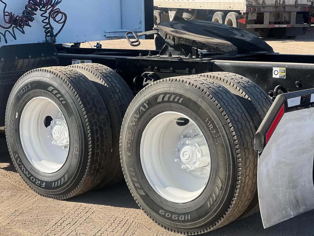 2017 Kenworth T660 Tractocamión 5ta rueda publicado en Expocamión — foto 4 de 12