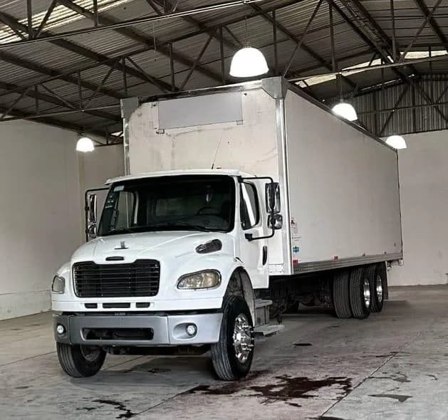 2020 Freightliner M2 Torton (3 ejes) publicado en Expocamión — foto 3 de 10