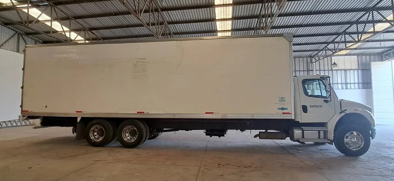 2020 Freightliner M2 Torton (3 ejes) publicado en Expocamión — foto 4 de 10