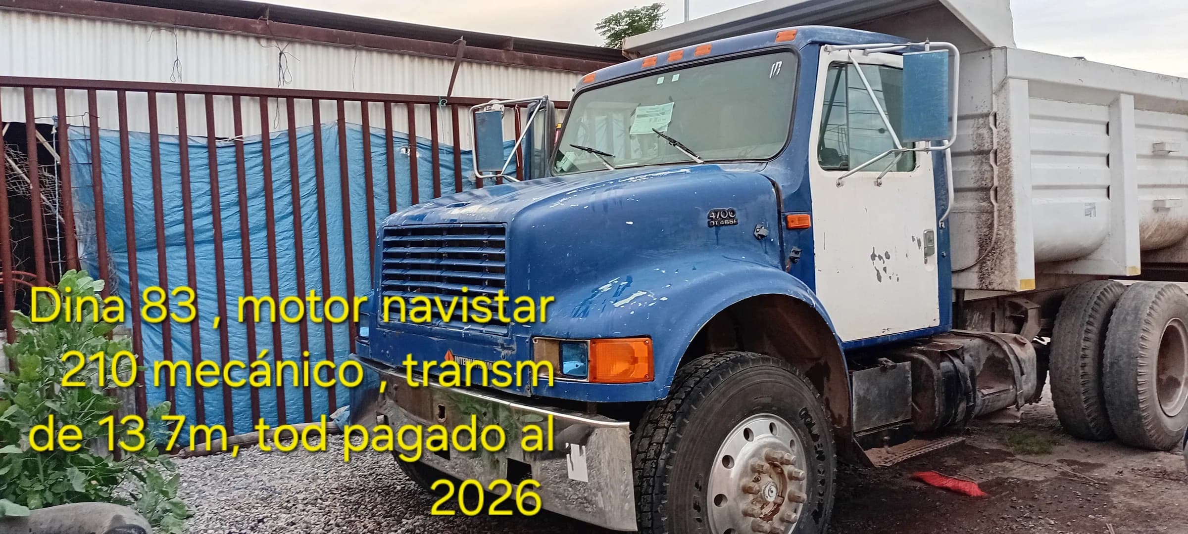 Camion volteo 7m3 ,Dina 83 con cabina international , transmisión de 13,  motor navistar 210 mecánico listo para el trabajo