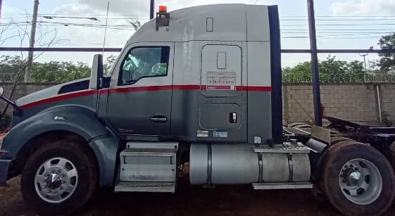 2021 Kenworth T880 Tractocamión 5ta rueda publicado en Expocamión — foto 3 de 6