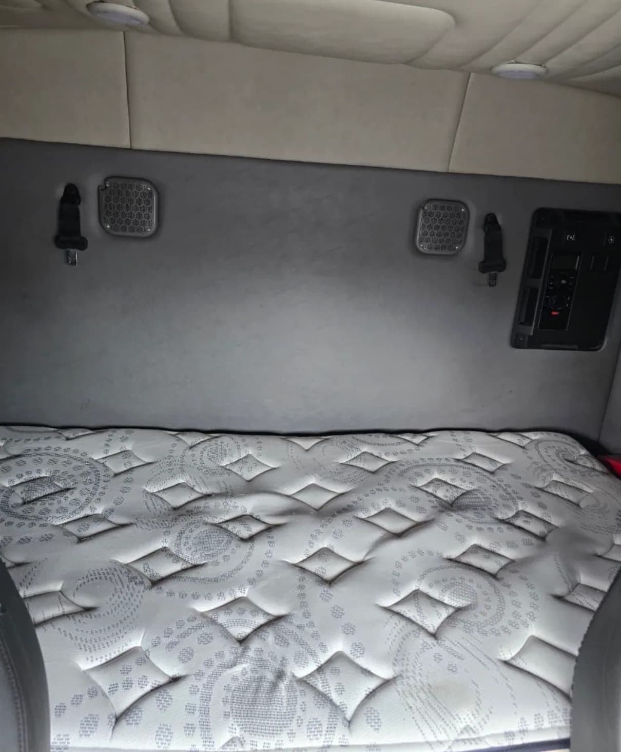 2018 Mack Tractocamión 5ta rueda publicado en Expocamión — foto 2 de 4