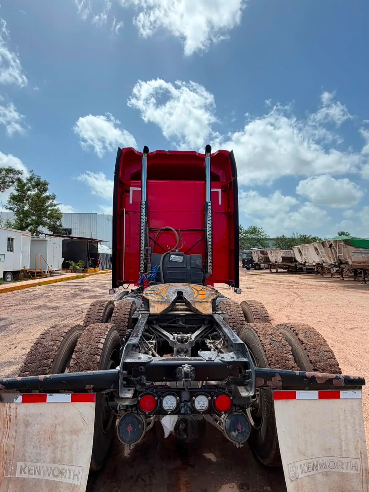 2020 Kenworth T880 Tractocamión 5ta rueda publicado en Expocamión — foto 2 de 6
