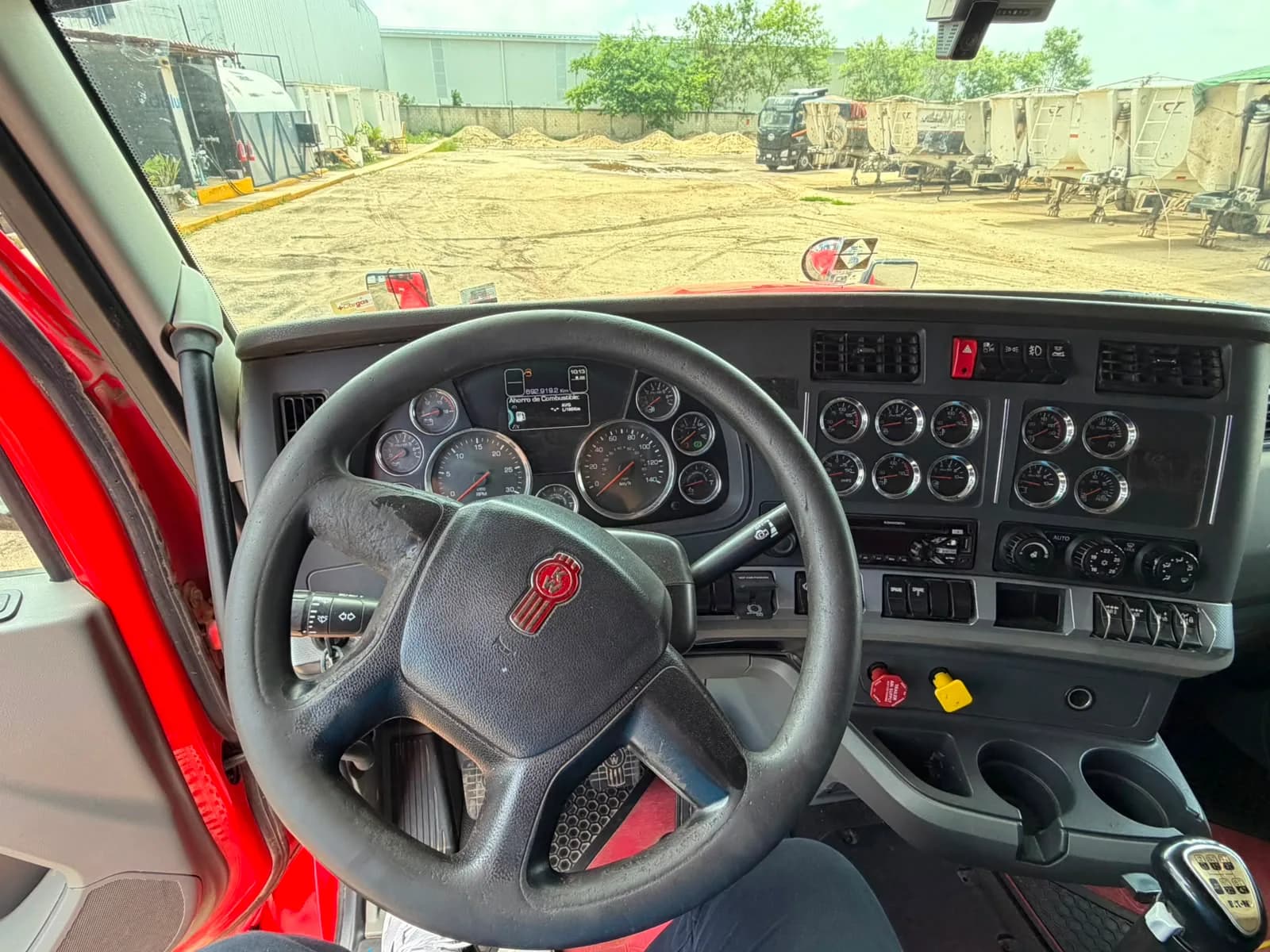 2020 Kenworth T880 Tractocamión 5ta rueda publicado en Expocamión — foto 3 de 6