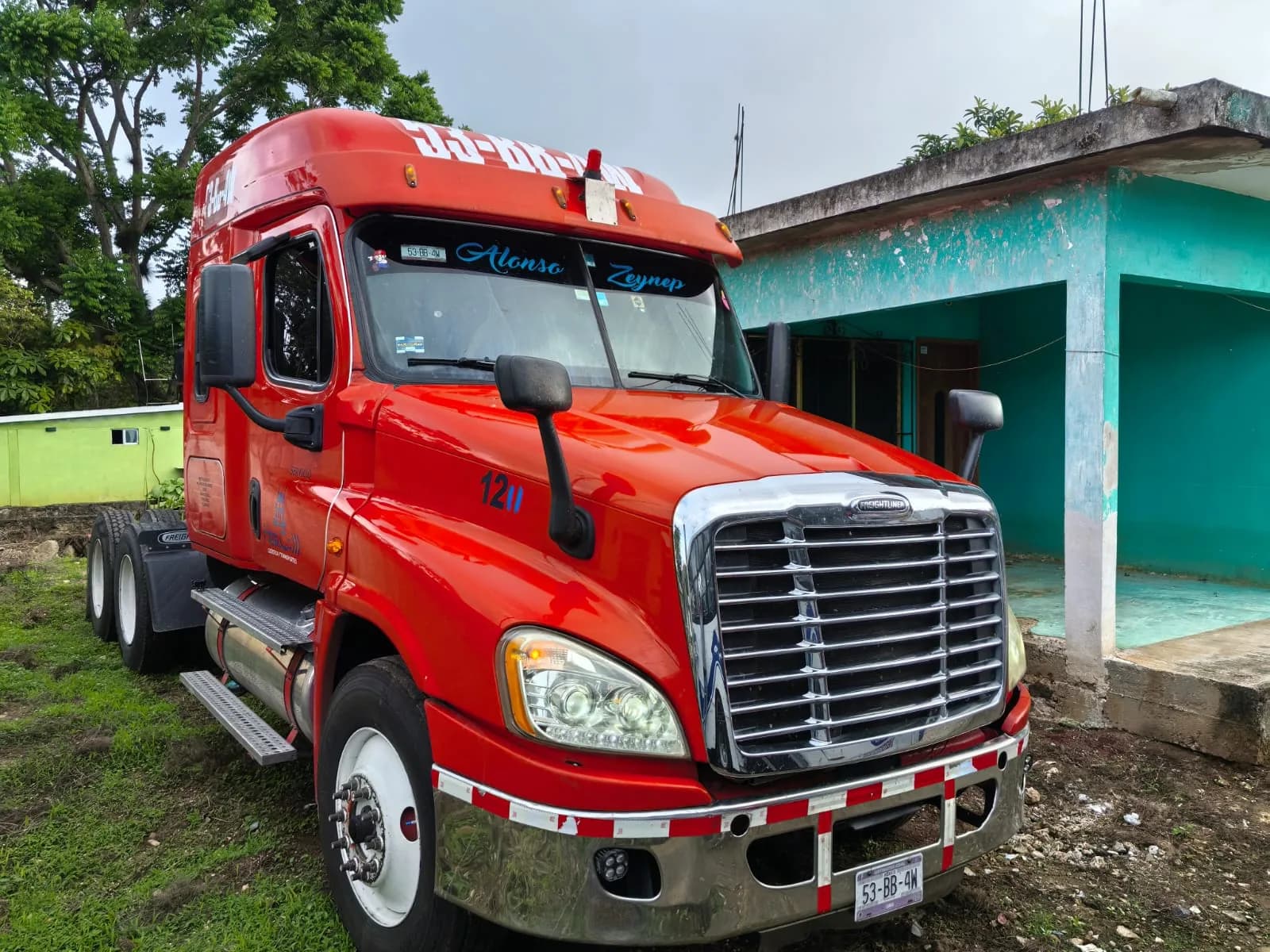 2017 Freightliner Cascadia Tractocamión 5ta rueda publicado en Expocamión — foto 3 de 5