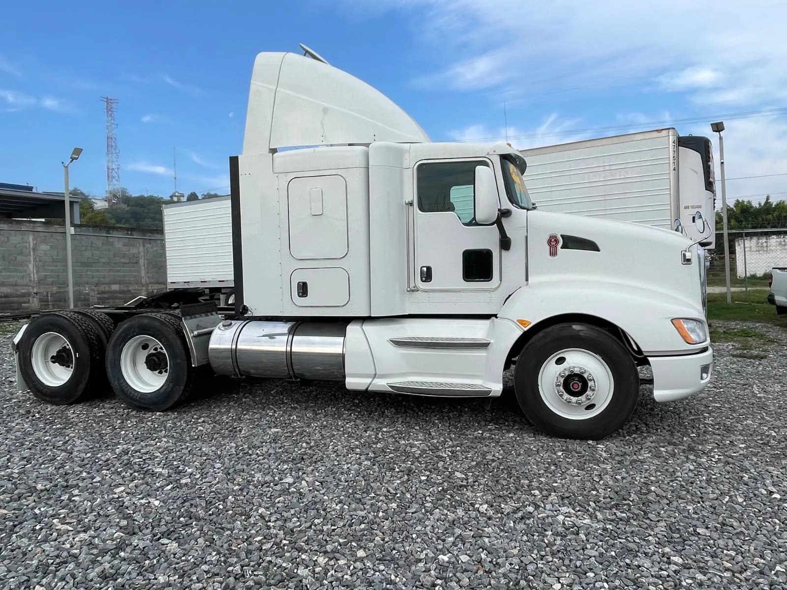 Kenworth T660 Modular 2015 en excelentes condiciones y precio inmejorable