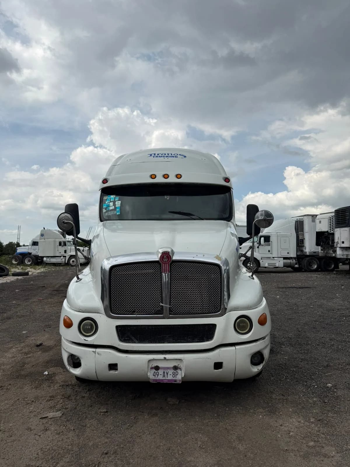2009 Kenworth T2000 Tractocamión 5ta rueda publicado en Expocamión — foto 3 de 6
