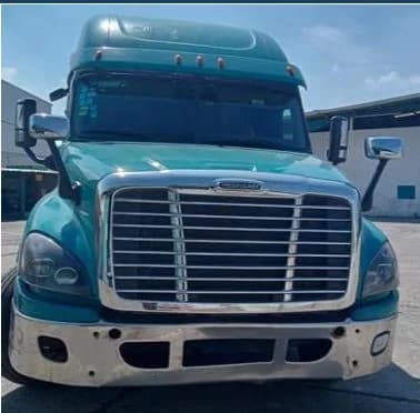 FREIGHTLINER CASCADIA 125 MODELO 2015