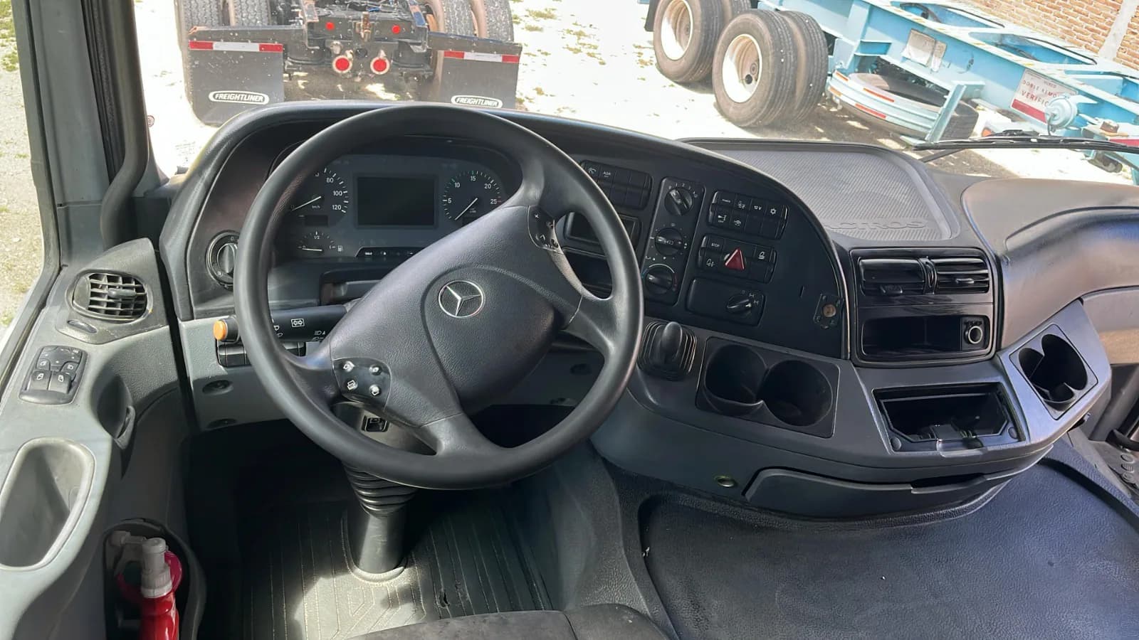 2019 Mercedes-Benz Actros Tractocamión 5ta rueda publicado en Expocamión — foto 2 de 5